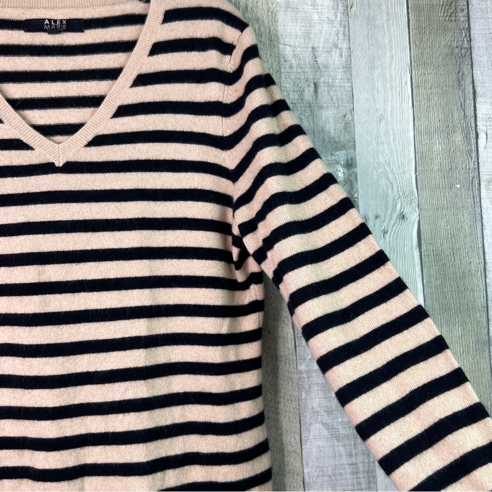 Alex Marie XL V-Neck 100% Cashmere Sweater Long Sleeves Tan & Black - Picture 3 of 6